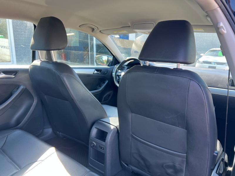 Volkswagen Jetta SE 2014