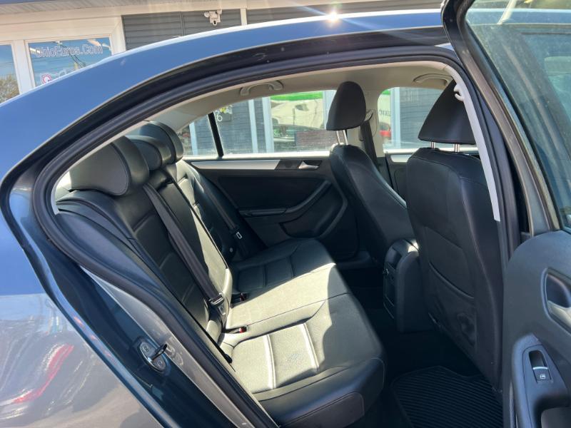 Volkswagen Jetta SE 2014