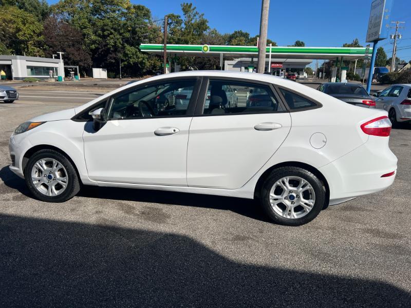Ford Fiesta SE Sedan 2016