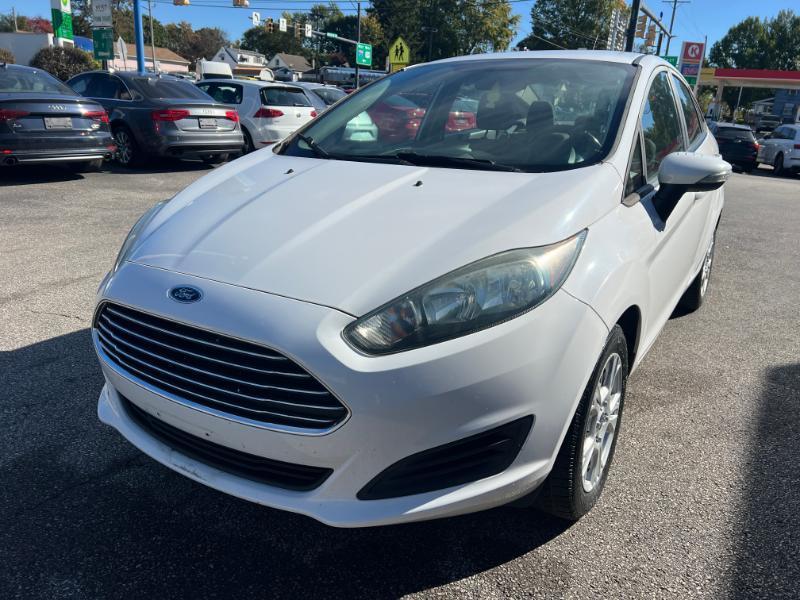 Ford Fiesta SE Sedan 2016