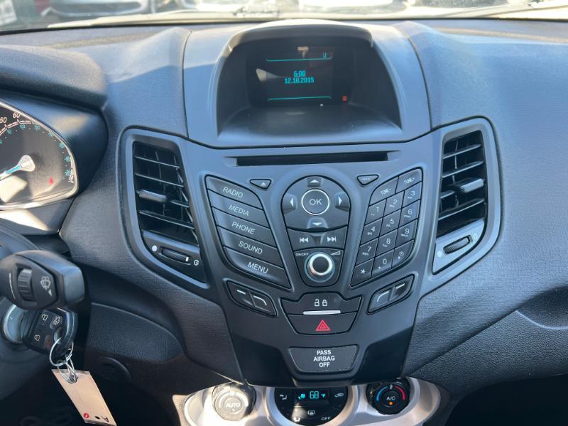Ford Fiesta SE Sedan 2016