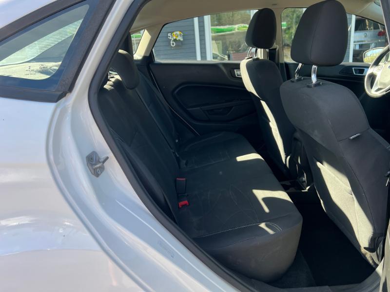 Ford Fiesta SE Sedan 2016