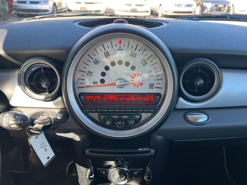 MINI Cooper Base 2012