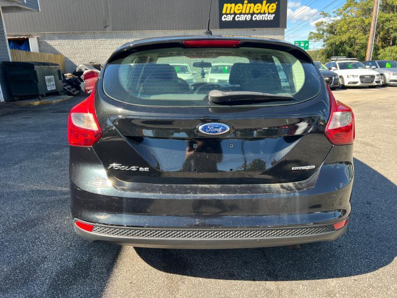 Ford Focus SE Hatch 2014