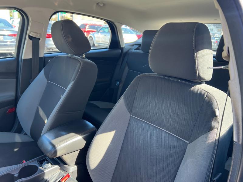 Ford Focus SE Hatch 2014