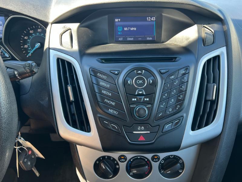 Ford Focus SE Hatch 2014