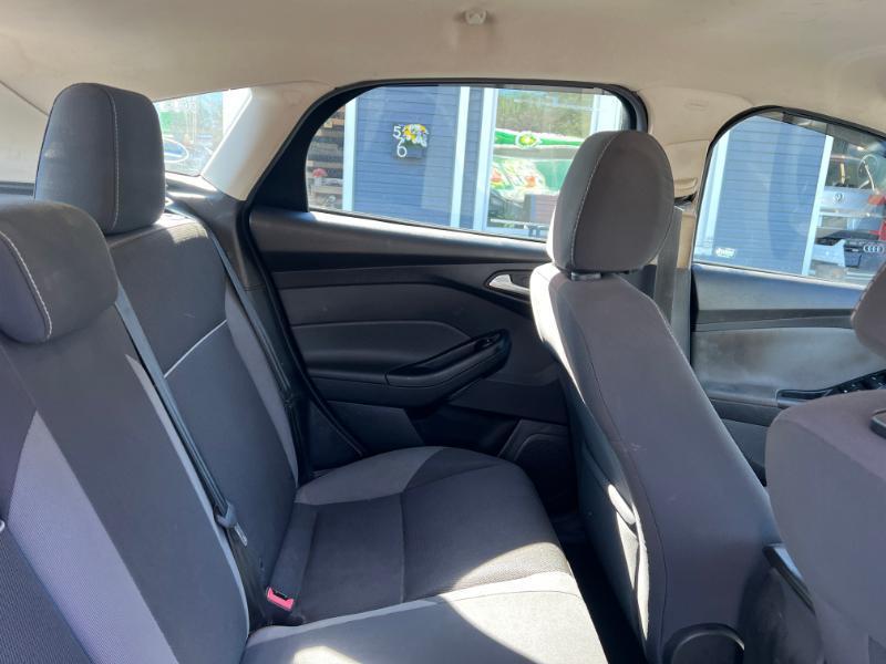 Ford Focus SE Hatch 2014