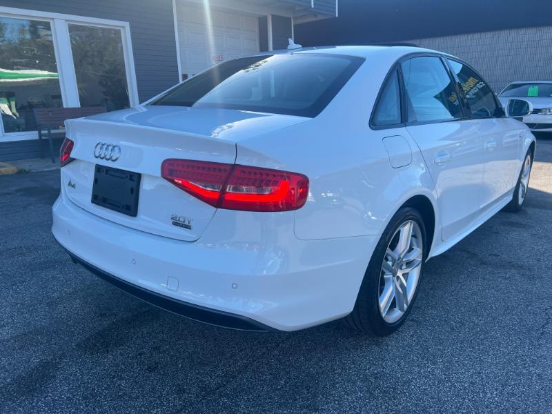 Audi A4 2.0T Premium quattro Sedan AWD 8A 2016