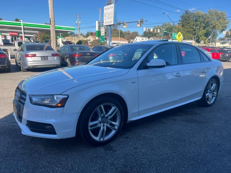 Audi A4 2.0T Premium quattro Sedan AWD 8A 2016