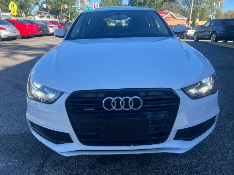 Audi A4 2.0T Premium quattro Sedan AWD 8A 2016