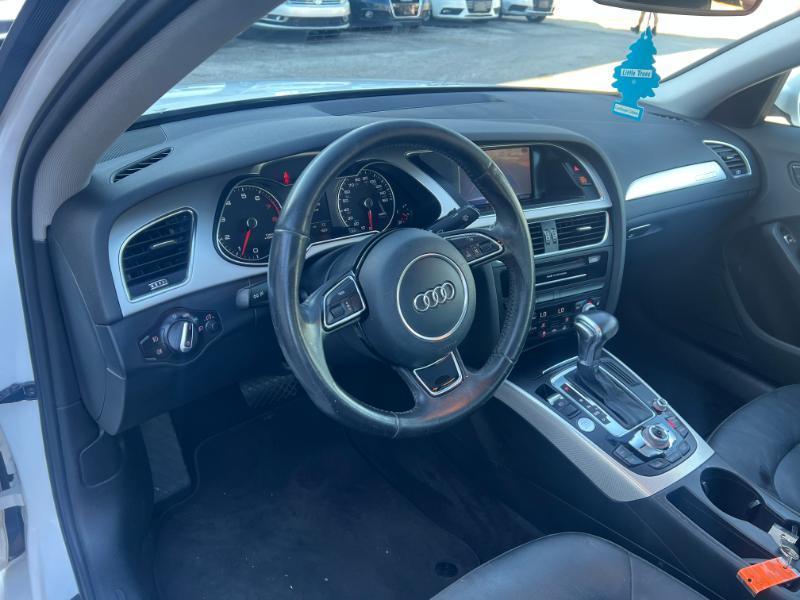 Audi A4 2.0T Premium quattro Sedan AWD 8A 2016