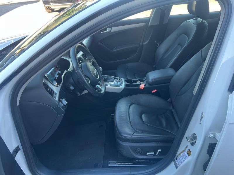 Audi A4 2.0T Premium quattro Sedan AWD 8A 2016