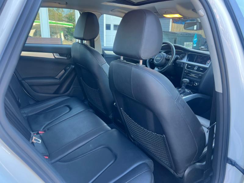 Audi A4 2.0T Premium quattro Sedan AWD 8A 2016