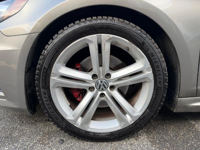 Volkswagen CC Sport w/Lighting Package 2013