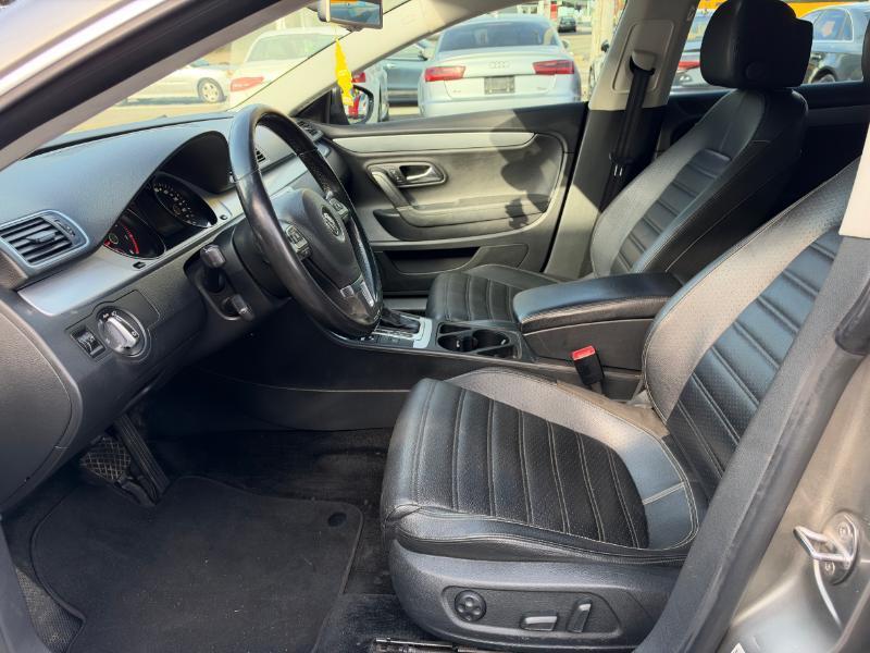 Volkswagen CC Sport w/Lighting Package 2013