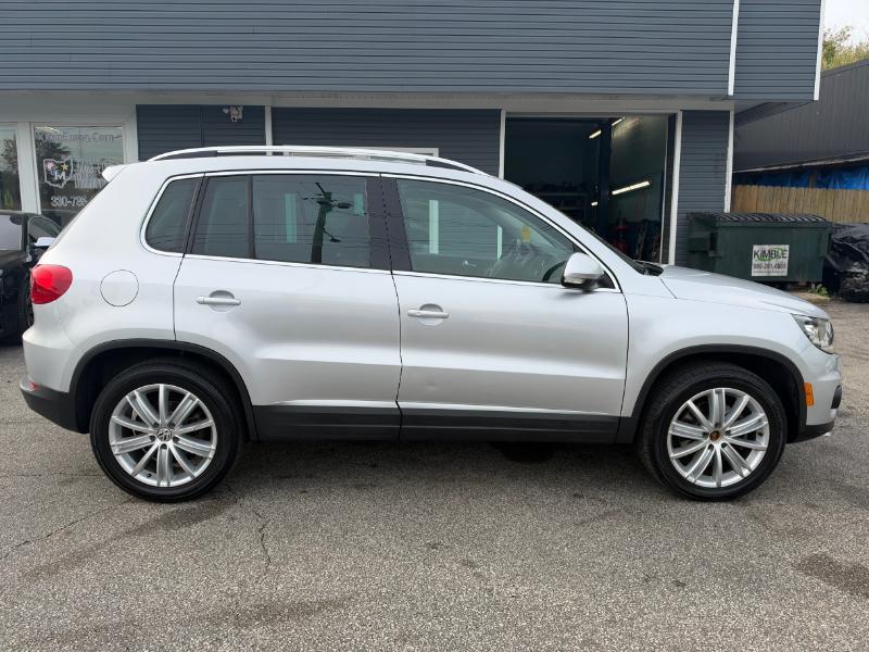 Volkswagen Tiguan SE 2016