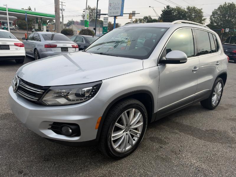 Volkswagen Tiguan SE 2016