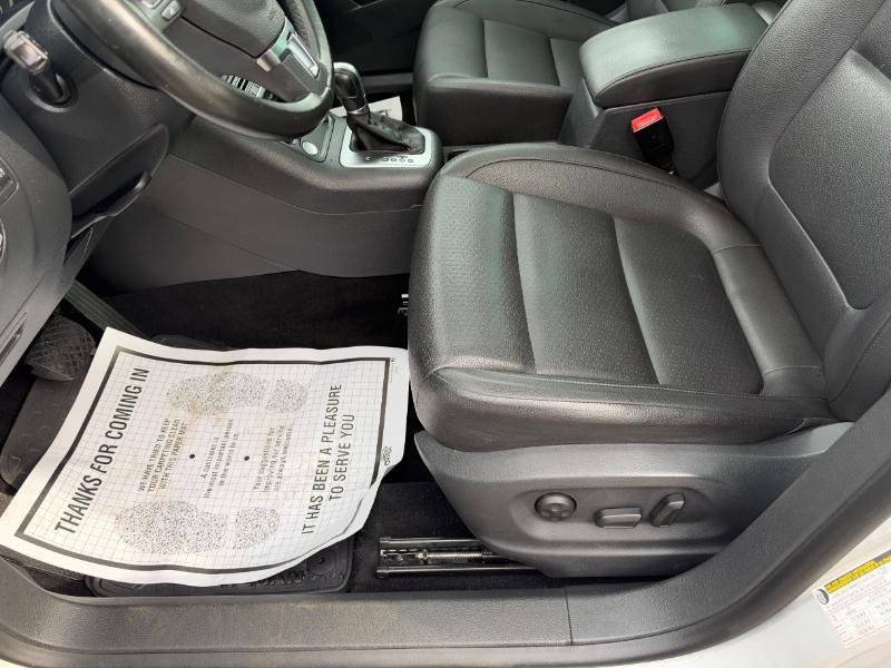 Volkswagen Tiguan SE 2016
