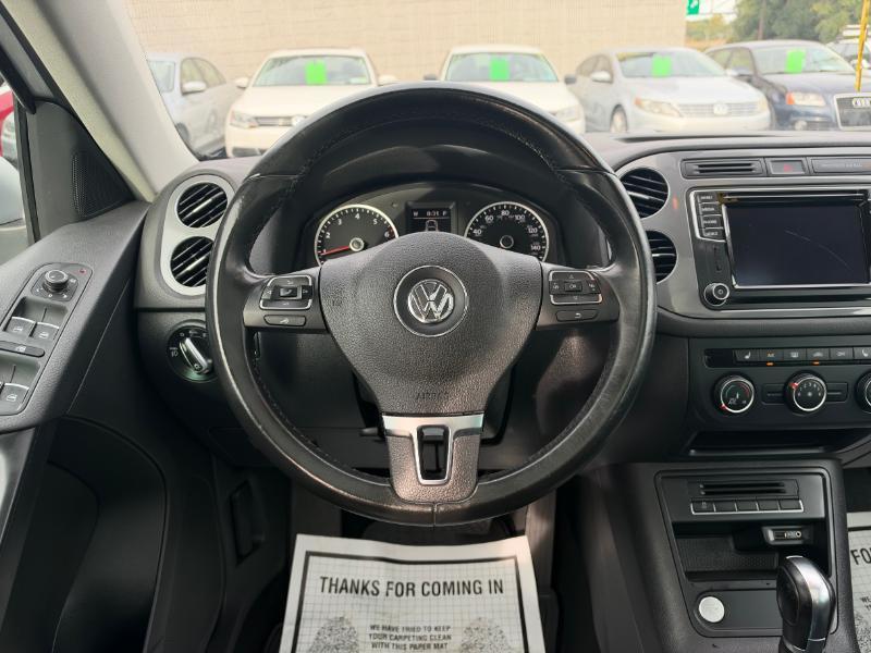 Volkswagen Tiguan SE 2016