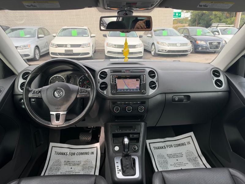 Volkswagen Tiguan SE 2016