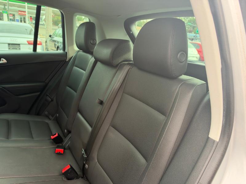 Volkswagen Tiguan SE 2016