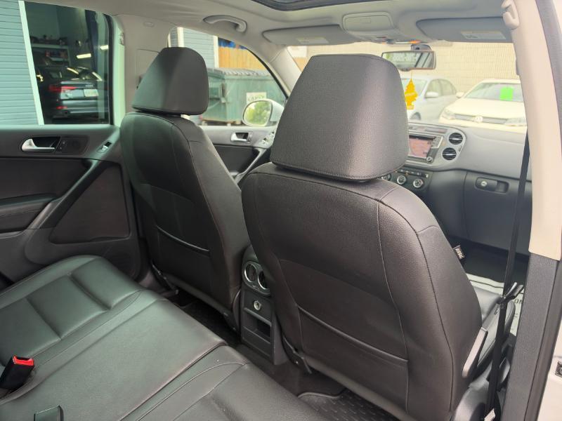 Volkswagen Tiguan SE 2016