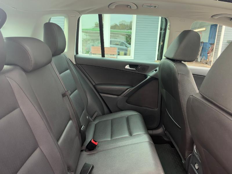 Volkswagen Tiguan SE 2016