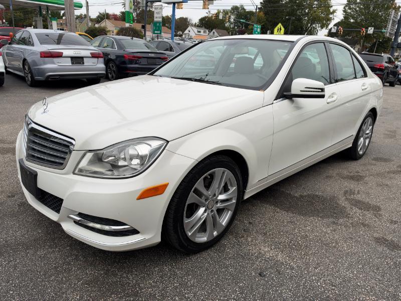 Mercedes-Benz C-Class C300 4MATIC Luxury Sedan 2012