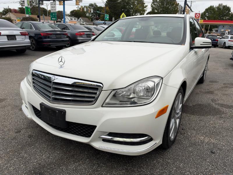 Mercedes-Benz C-Class C300 4MATIC Luxury Sedan 2012