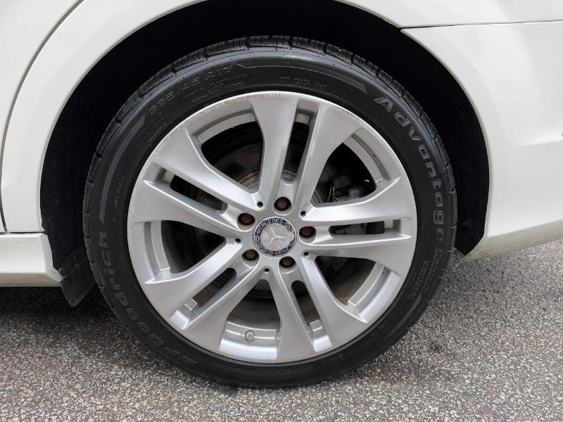 Mercedes-Benz C-Class C300 4MATIC Luxury Sedan 2012