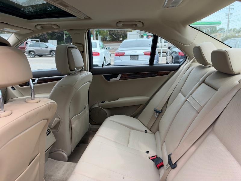 Mercedes-Benz C-Class C300 4MATIC Luxury Sedan 2012