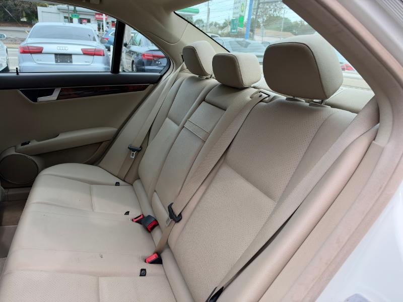 Mercedes-Benz C-Class C300 4MATIC Luxury Sedan 2012