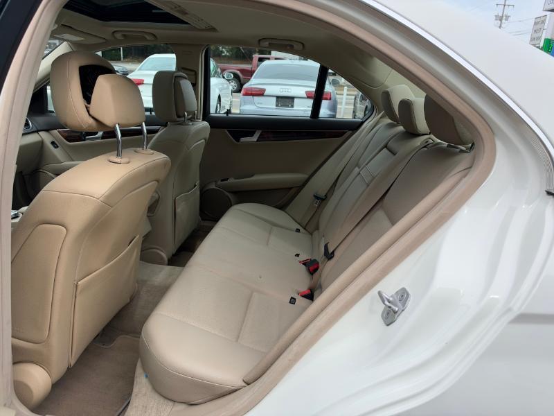 Mercedes-Benz C-Class C300 4MATIC Luxury Sedan 2012