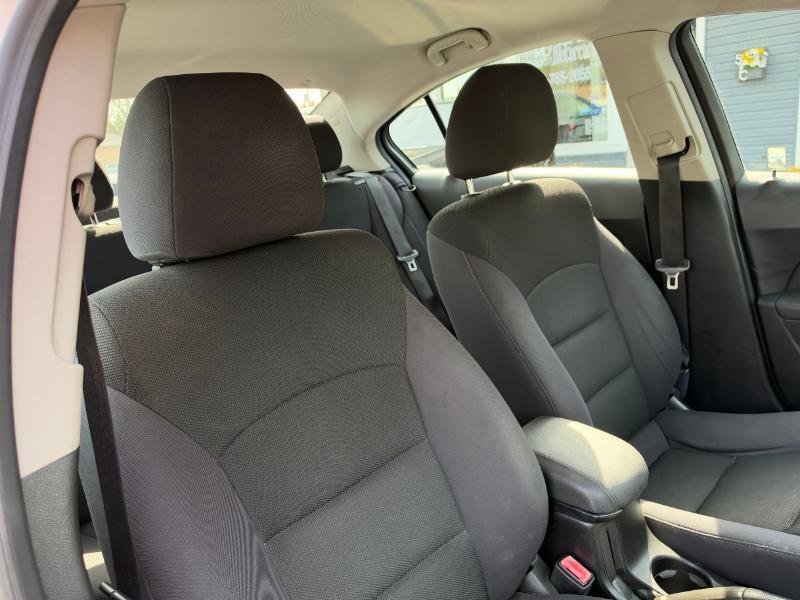 Chevrolet Cruze 1LT Auto 2013