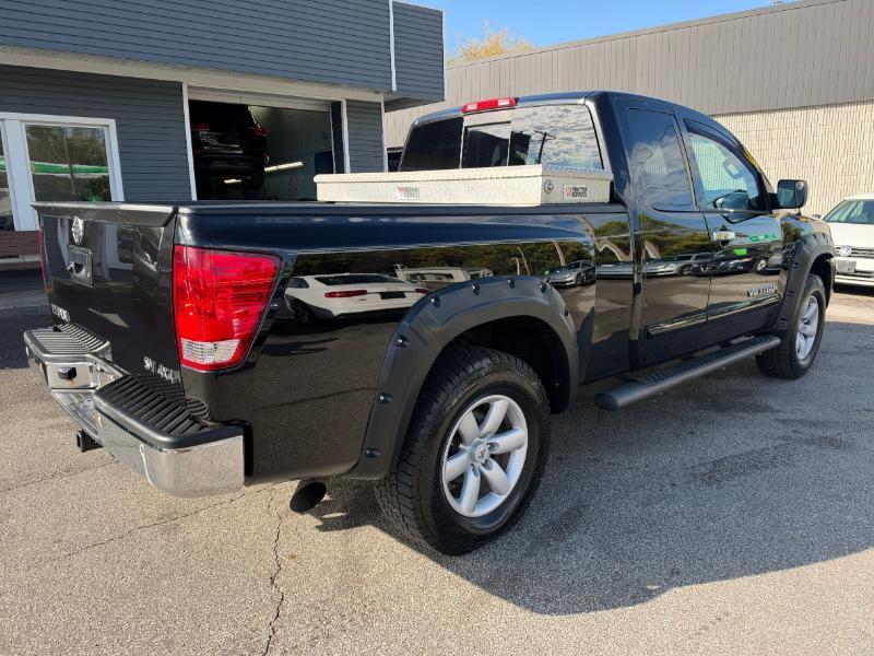 Nissan Titan PRO-4X King Cab 4WD SWB 2013