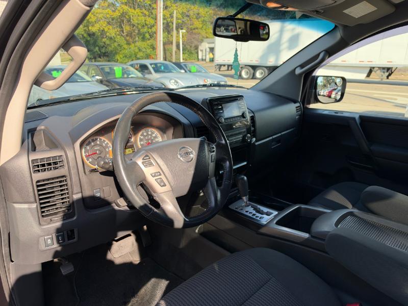Nissan Titan PRO-4X King Cab 4WD SWB 2013