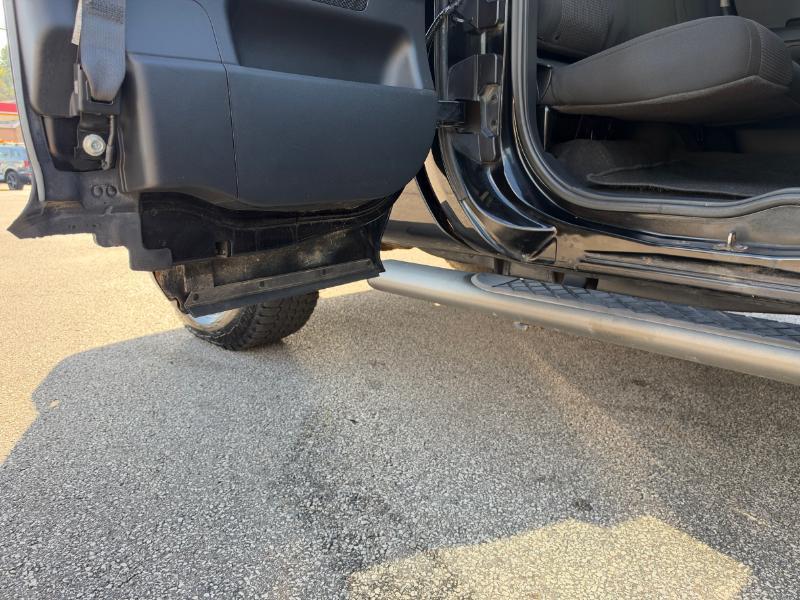 Nissan Titan PRO-4X King Cab 4WD SWB 2013