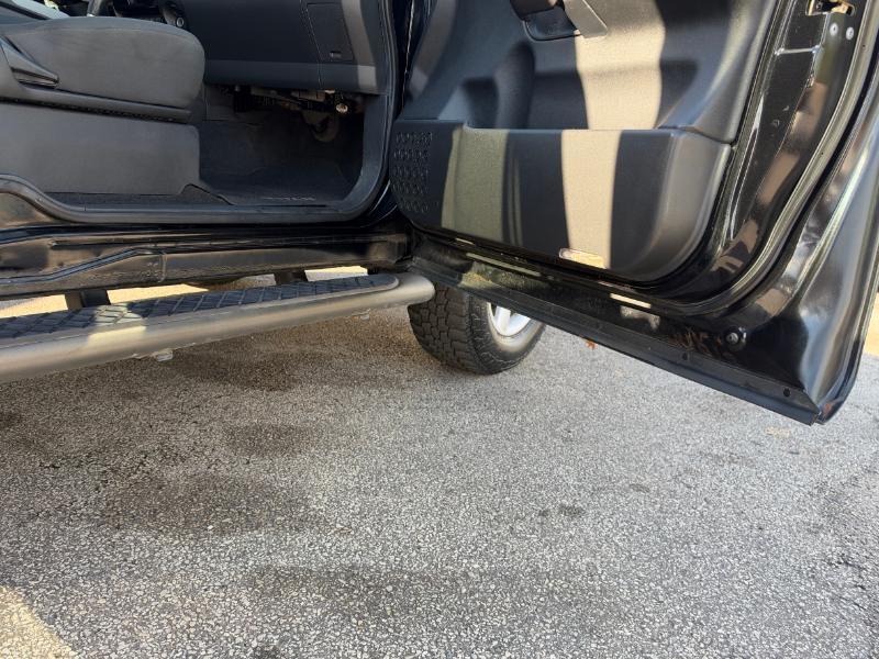 Nissan Titan PRO-4X King Cab 4WD SWB 2013