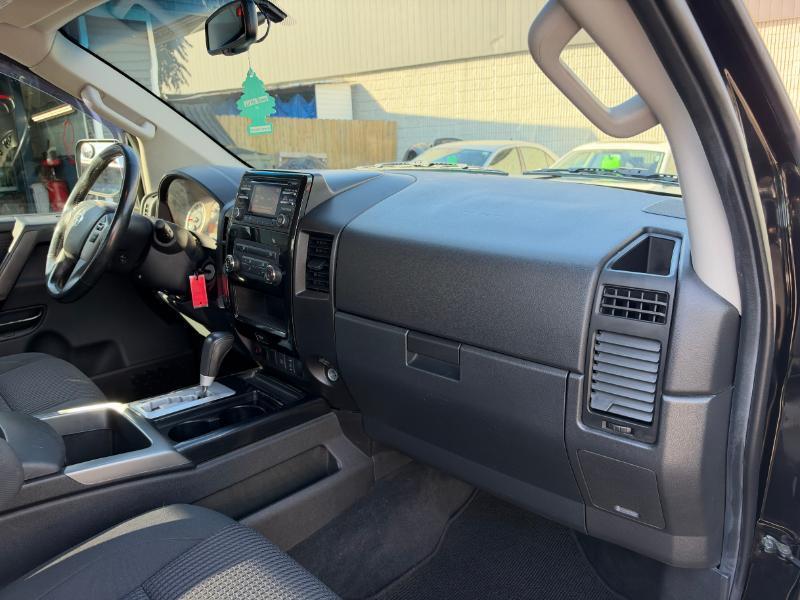 Nissan Titan PRO-4X King Cab 4WD SWB 2013
