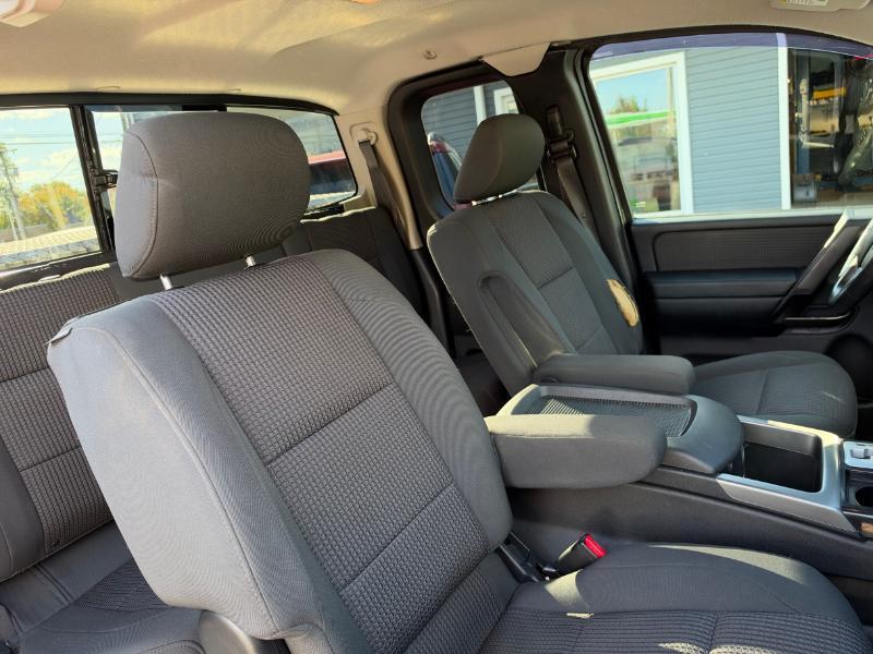 Nissan Titan PRO-4X King Cab 4WD SWB 2013