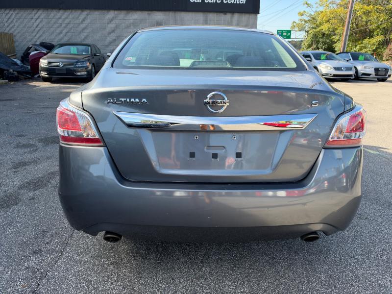 Nissan Altima 2.5 SV 2015