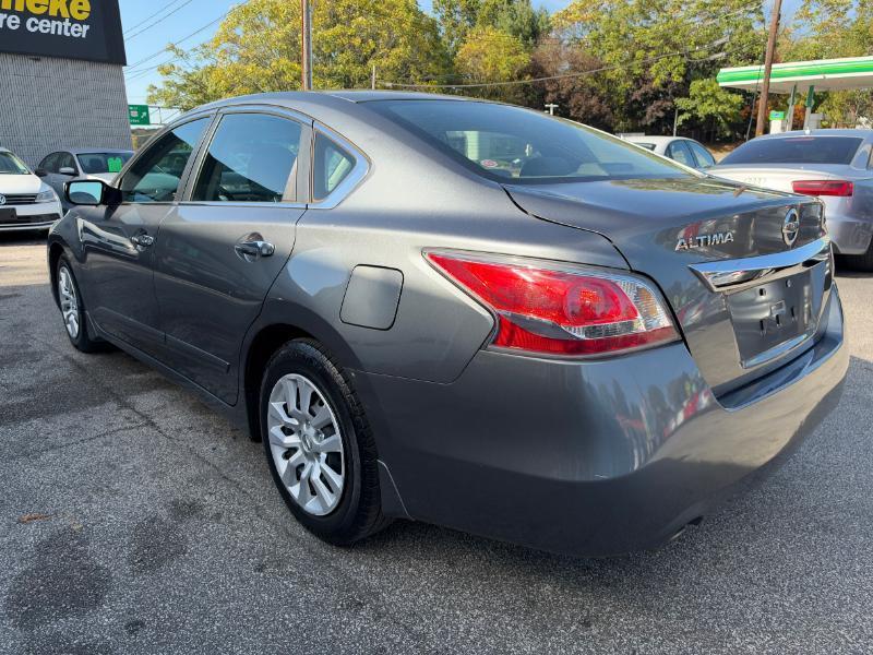 Nissan Altima 2.5 SV 2015