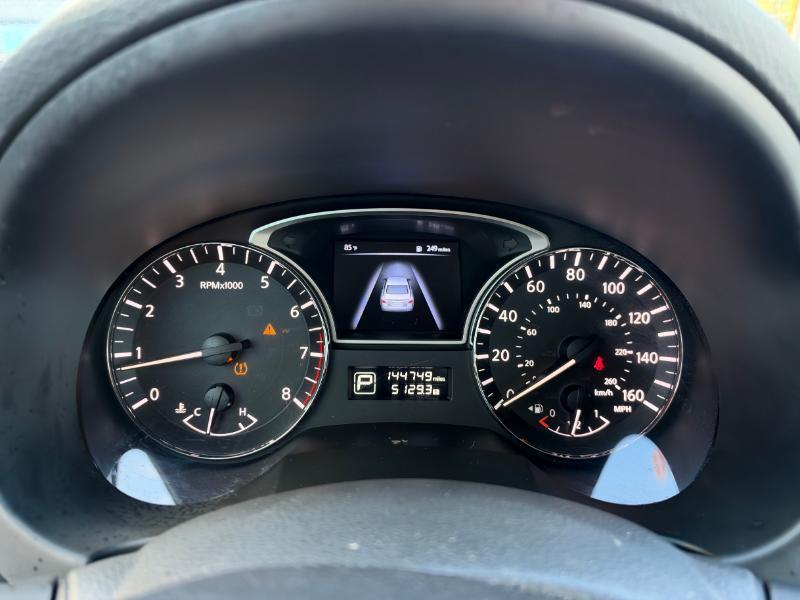 Nissan Altima 2.5 SV 2015