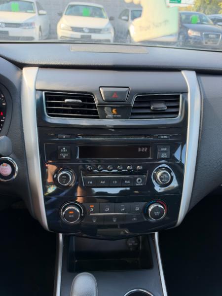Nissan Altima 2.5 SV 2015