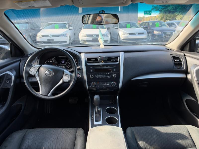 Nissan Altima 2.5 SV 2015