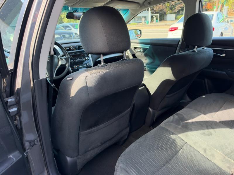 Nissan Altima 2.5 SV 2015