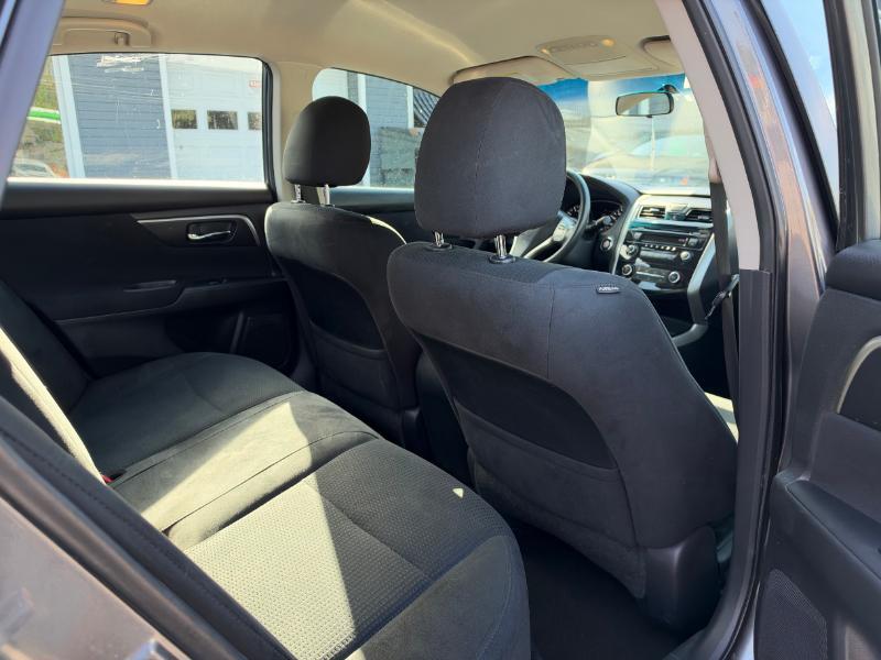 Nissan Altima 2.5 SV 2015