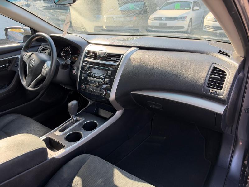 Nissan Altima 2.5 SV 2015