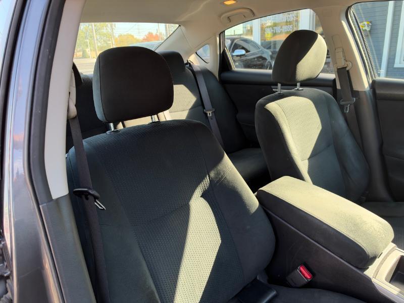 Nissan Altima 2.5 SV 2015