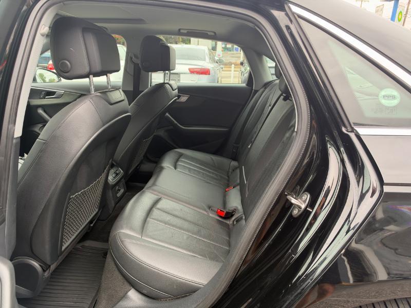Audi A4 2.0 TFSI Premium quattro 7A 2019